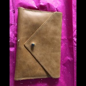 Hearth and Hand Wallet